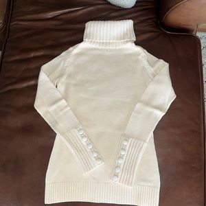 Banana Republic sweater-Never Worn